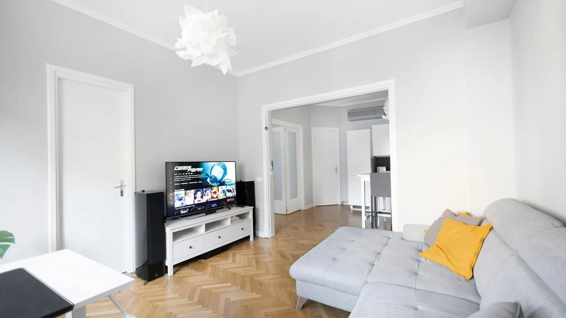 Your Deluxe Home In Bucharest Center 0*,