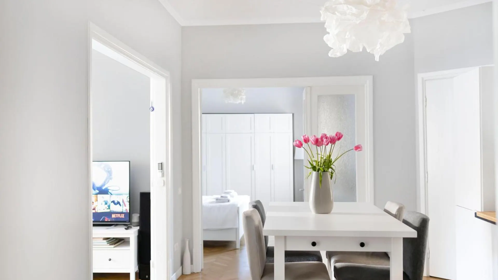Your Deluxe Home In Bucharest Center România