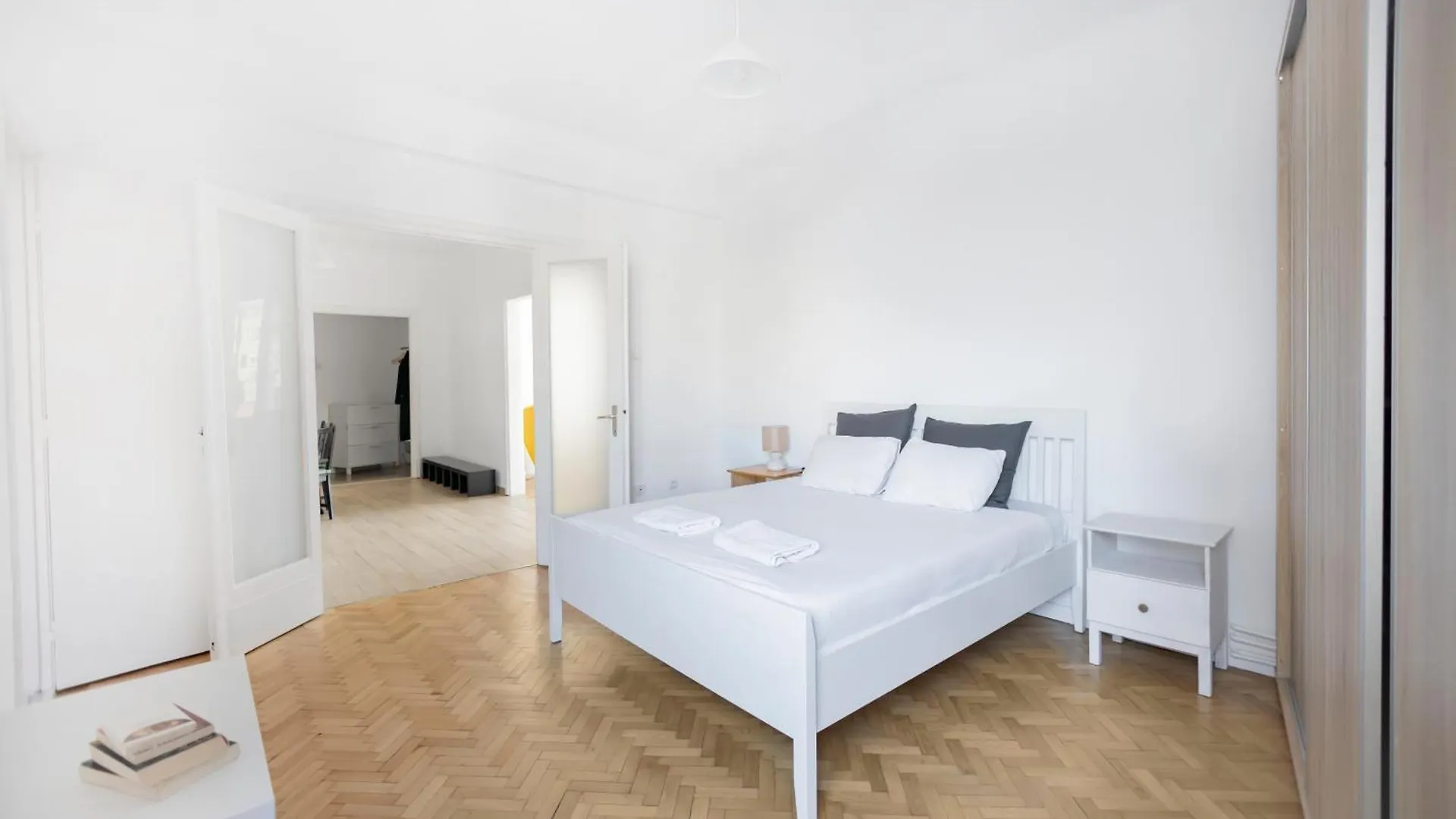 Your Deluxe Home In Bucharest Center